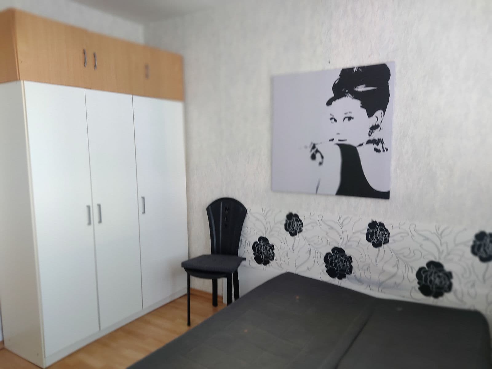 Prenájom bytu 3-izbový 72 m², Mnichovická, Praha, Praha Prenájom bytu 3-izbový 72 m², Mnichovická, Praha, Praha
