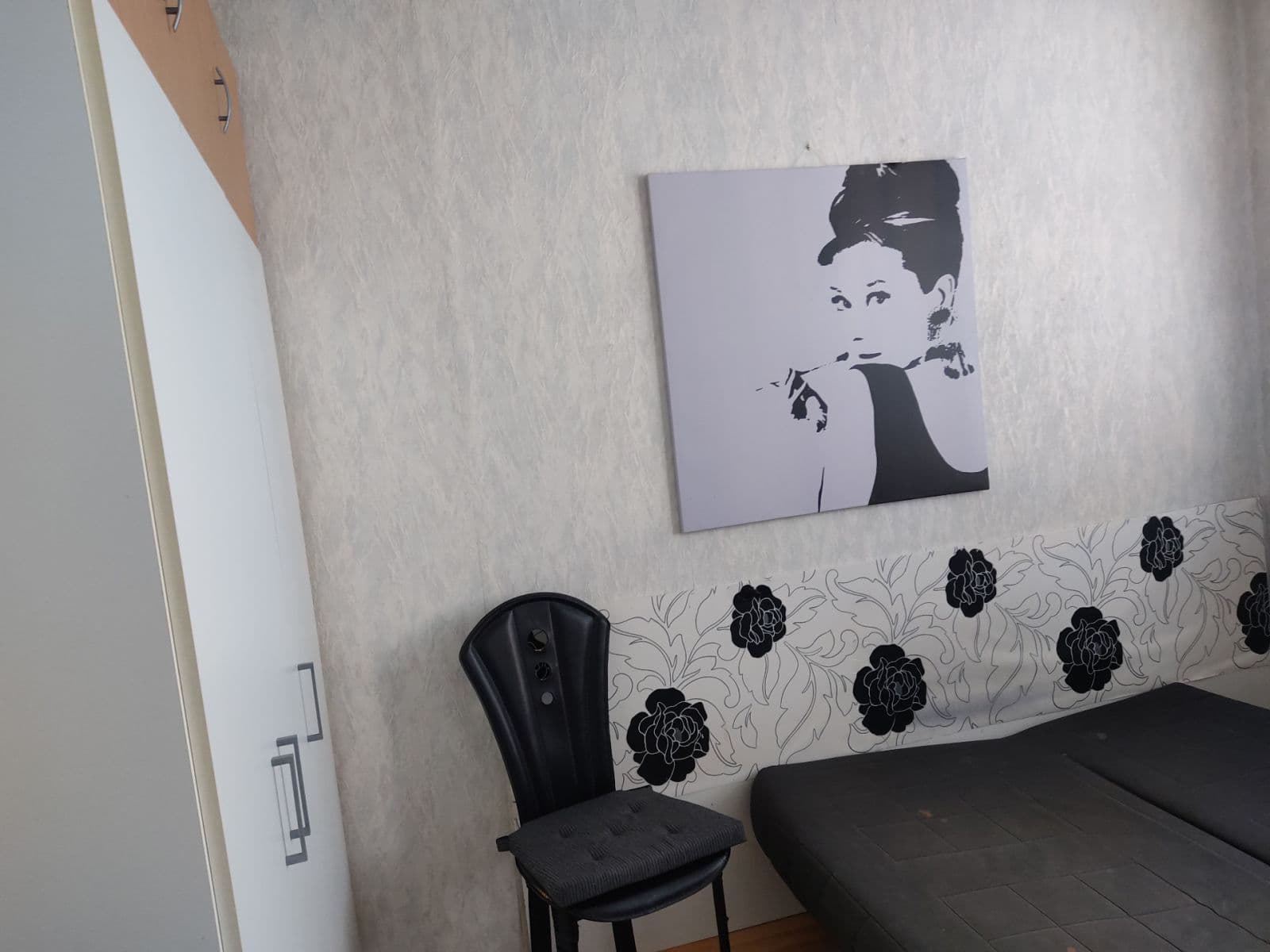 Prenájom bytu 3-izbový 72 m², Mnichovická, Praha, Praha Prenájom bytu 3-izbový 72 m², Mnichovická, Praha, Praha