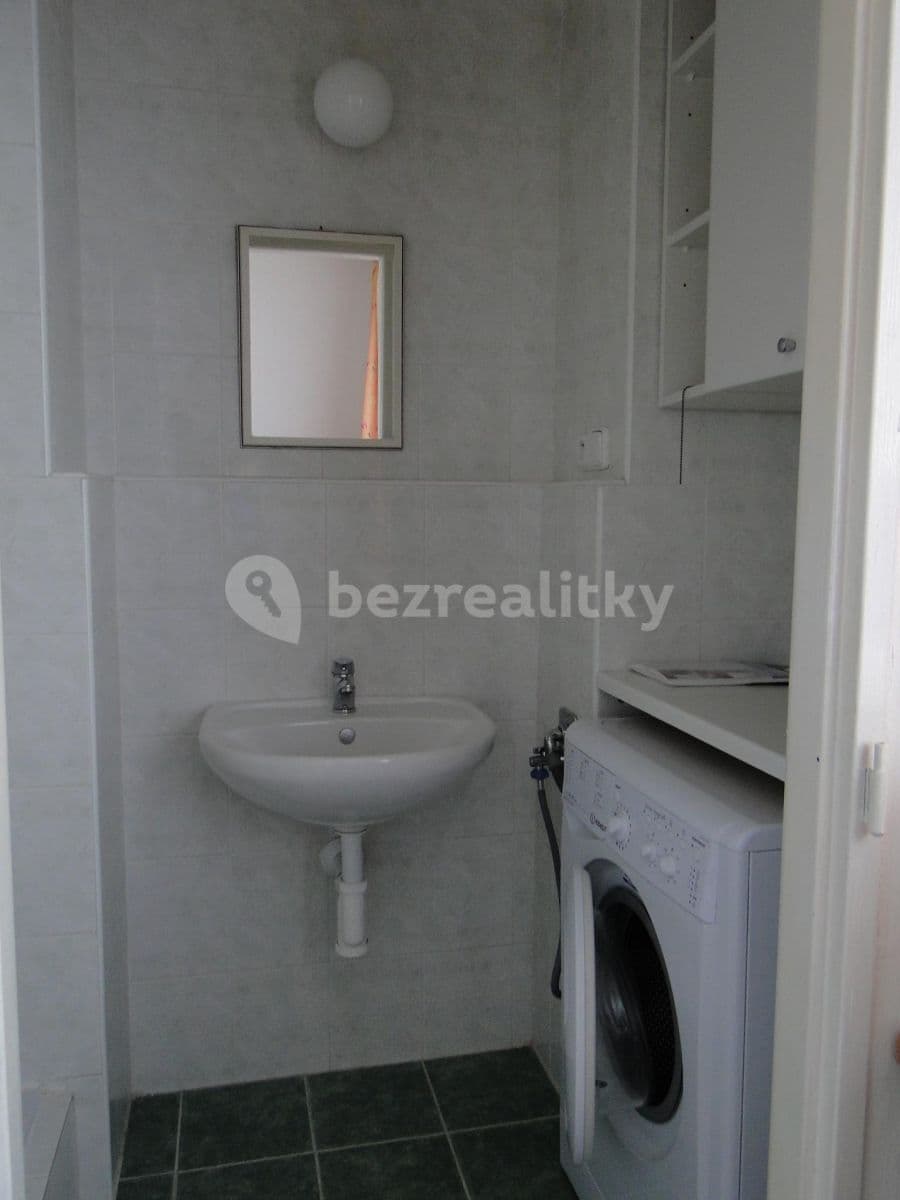 Prenájom bytu Garsoniéra 21 m², Kavkazská, Praha, Praha Prenájom bytu Garsoniéra 21 m², Kavkazská, Praha, Praha