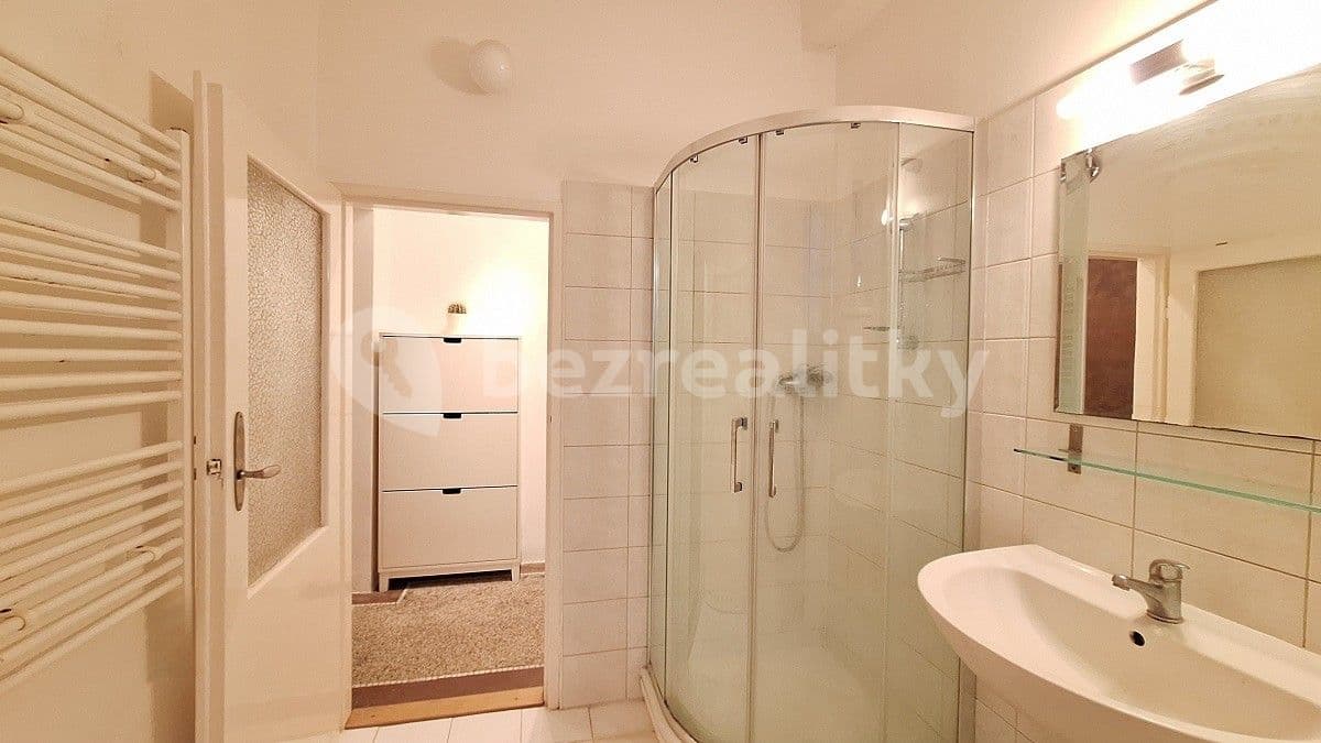 Prenájom bytu 2-izbový 43 m², Na dlouhém lánu, Praha, Praha Prenájom bytu 2-izbový 43 m², Na dlouhém lánu, Praha, Praha