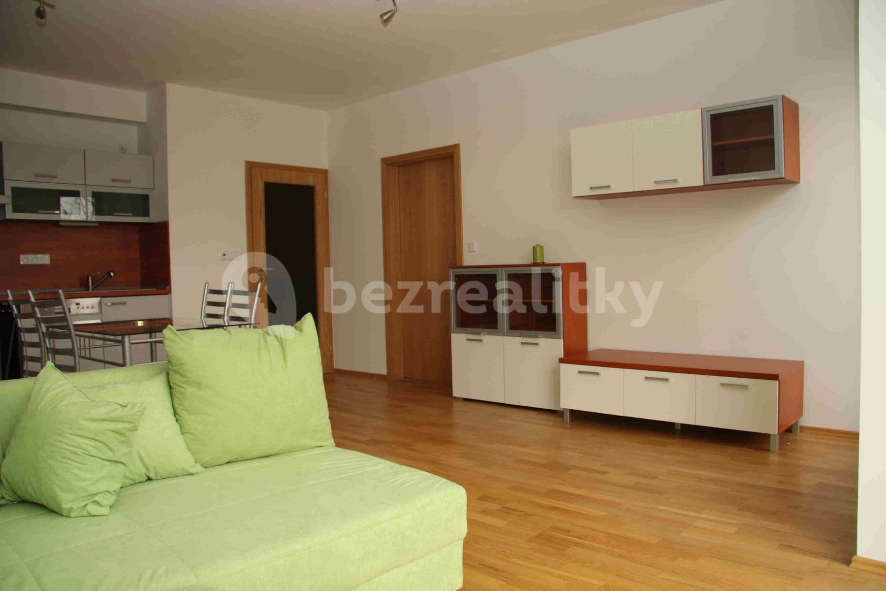 Prenájom bytu 2-izbový 64 m², Vidlák, Praha, Praha Prenájom bytu 2-izbový 64 m², Vidlák, Praha, Praha