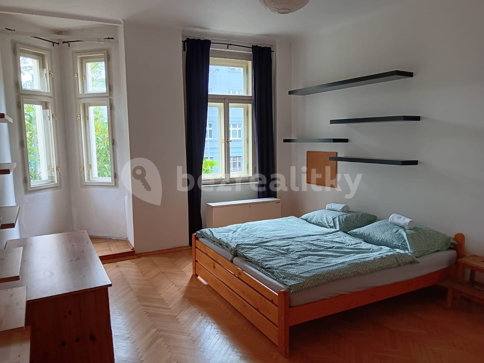 Prenájom bytu 2-izbový 45 m², Nezamyslova, Praha, Praha Prenájom bytu 2-izbový 45 m², Nezamyslova, Praha, Praha