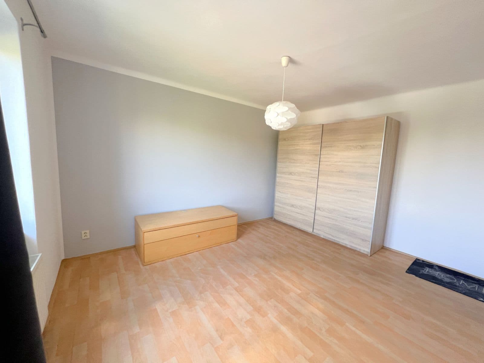 Prenájom bytu 1-izbový 30 m², Křivoklátská, Praha, Praha Prenájom bytu 1-izbový 30 m², Křivoklátská, Praha, Praha