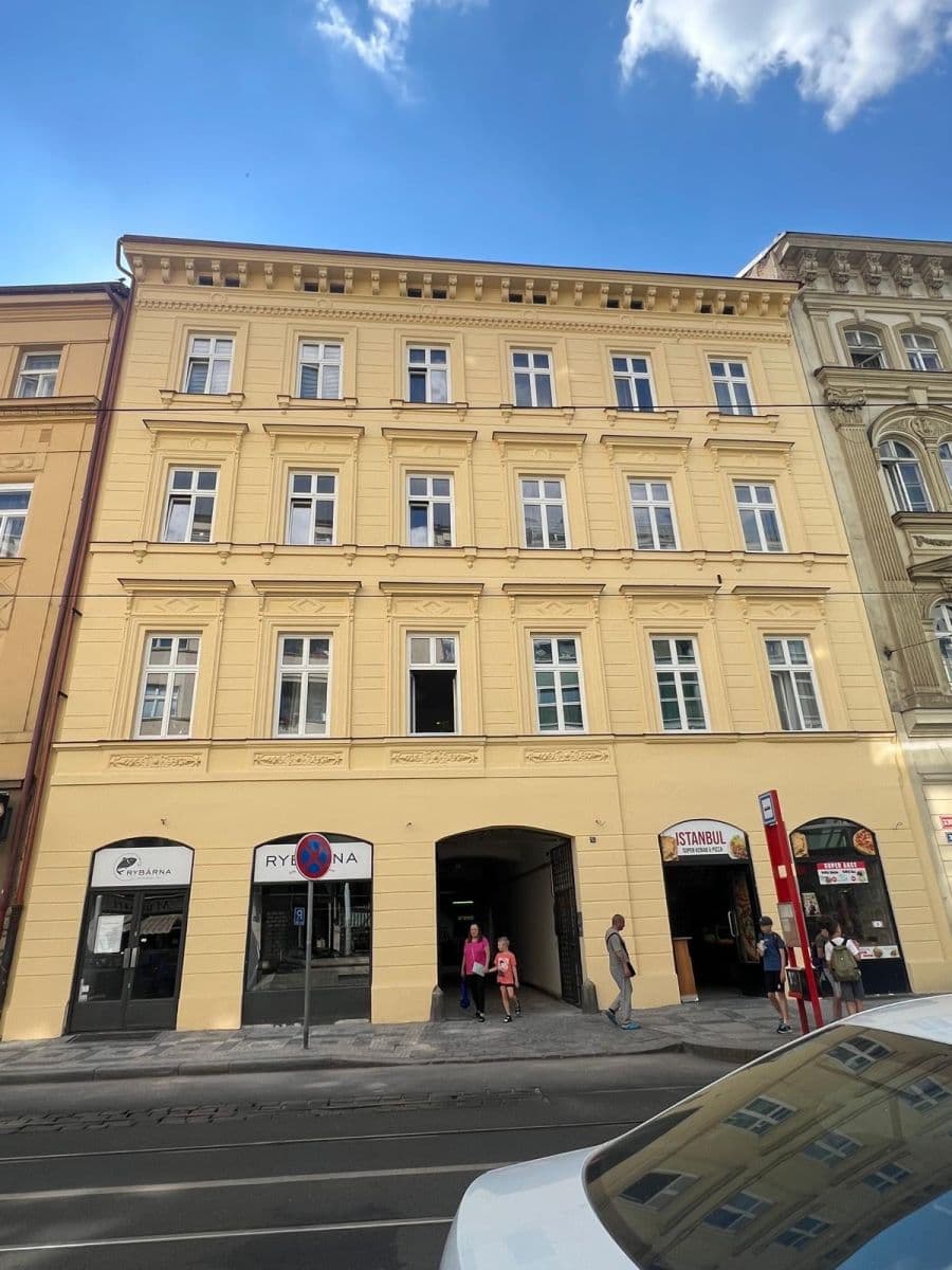 Prenájom nebytového priestoru 140 m², Štefánikova, Praha, Praha Prenájom nebytového priestoru 140 m², Štefánikova, Praha, Praha