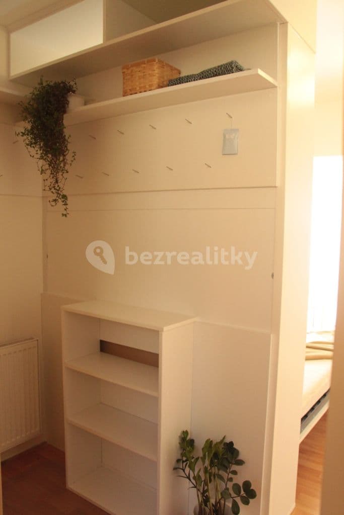 Prenájom bytu Garsoniéra 24 m², Viniční, Brno, Jihomoravský kraj Prenájom bytu Garsoniéra 24 m², Viniční, Brno, Jihomoravský kraj