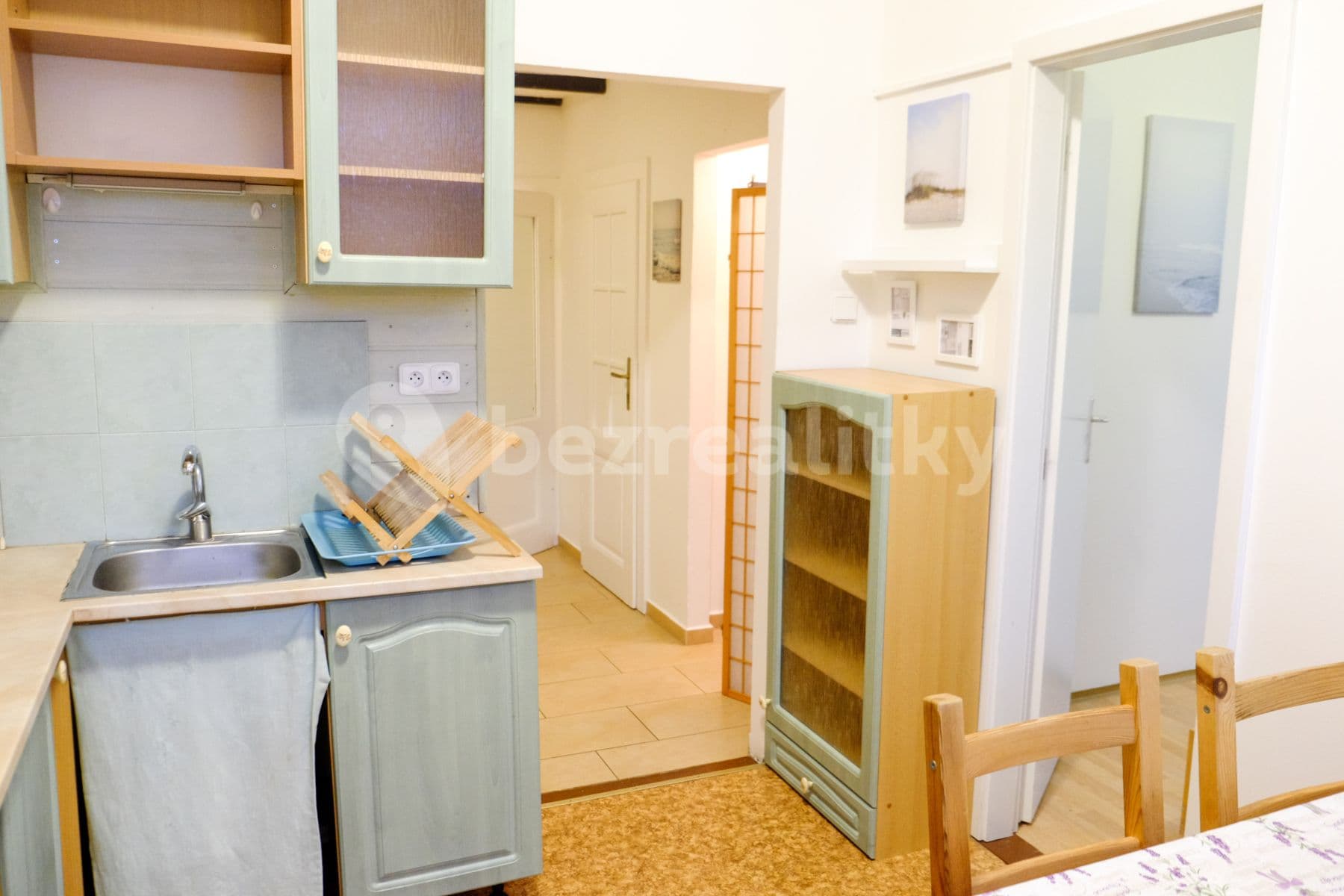 Prenájom bytu 2-izbový 60 m², U Okrouhlíku, Praha, Praha Prenájom bytu 2-izbový 60 m², U Okrouhlíku, Praha, Praha