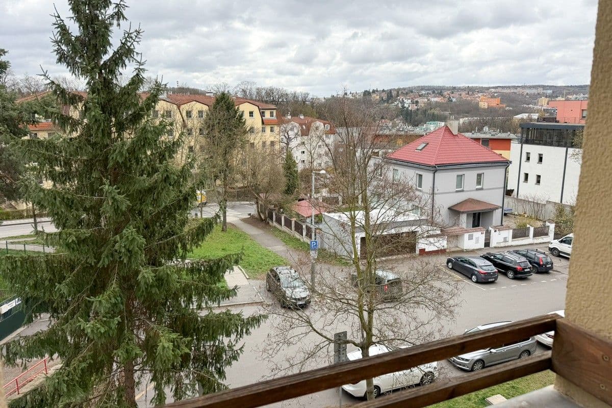 Prenájom bytu 2-izbový 60 m², U Okrouhlíku, Praha, Praha Prenájom bytu 2-izbový 60 m², U Okrouhlíku, Praha, Praha