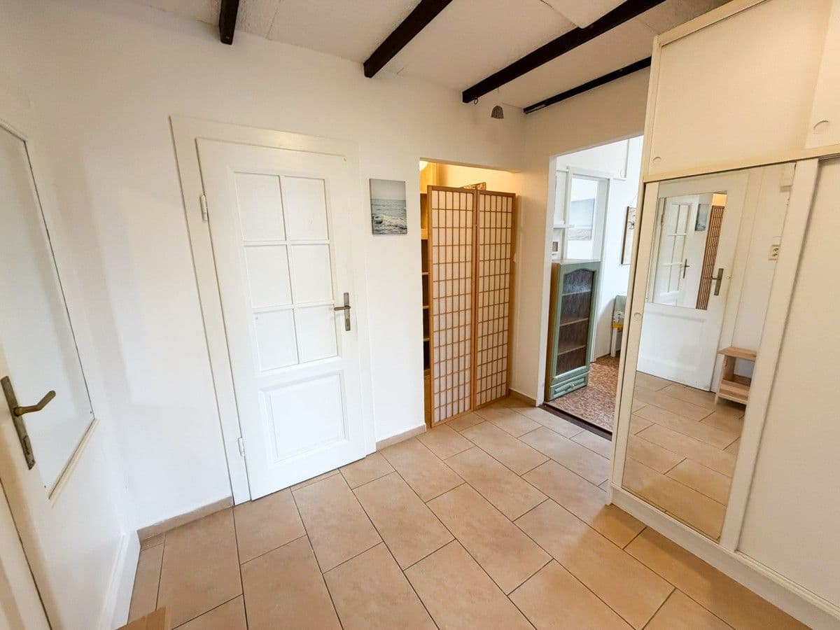 Prenájom bytu 2-izbový 60 m², U Okrouhlíku, Praha, Praha Prenájom bytu 2-izbový 60 m², U Okrouhlíku, Praha, Praha