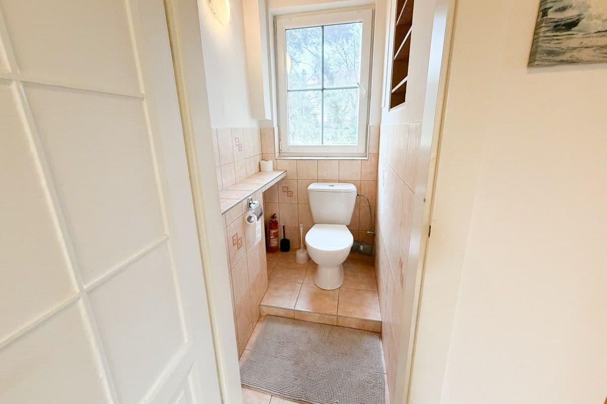 Prenájom bytu 2-izbový 60 m², U Okrouhlíku, Praha, Praha Prenájom bytu 2-izbový 60 m², U Okrouhlíku, Praha, Praha