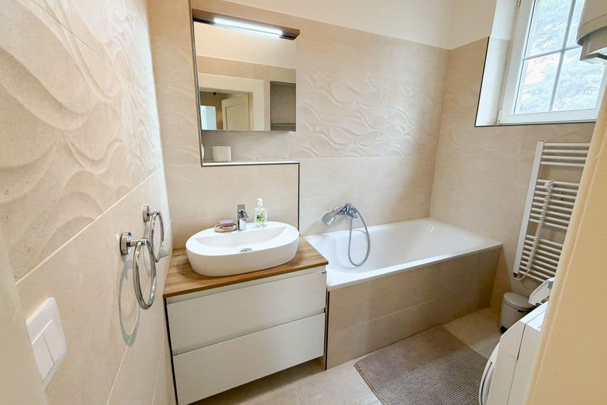 Prenájom bytu 2-izbový 60 m², U Okrouhlíku, Praha, Praha Prenájom bytu 2-izbový 60 m², U Okrouhlíku, Praha, Praha