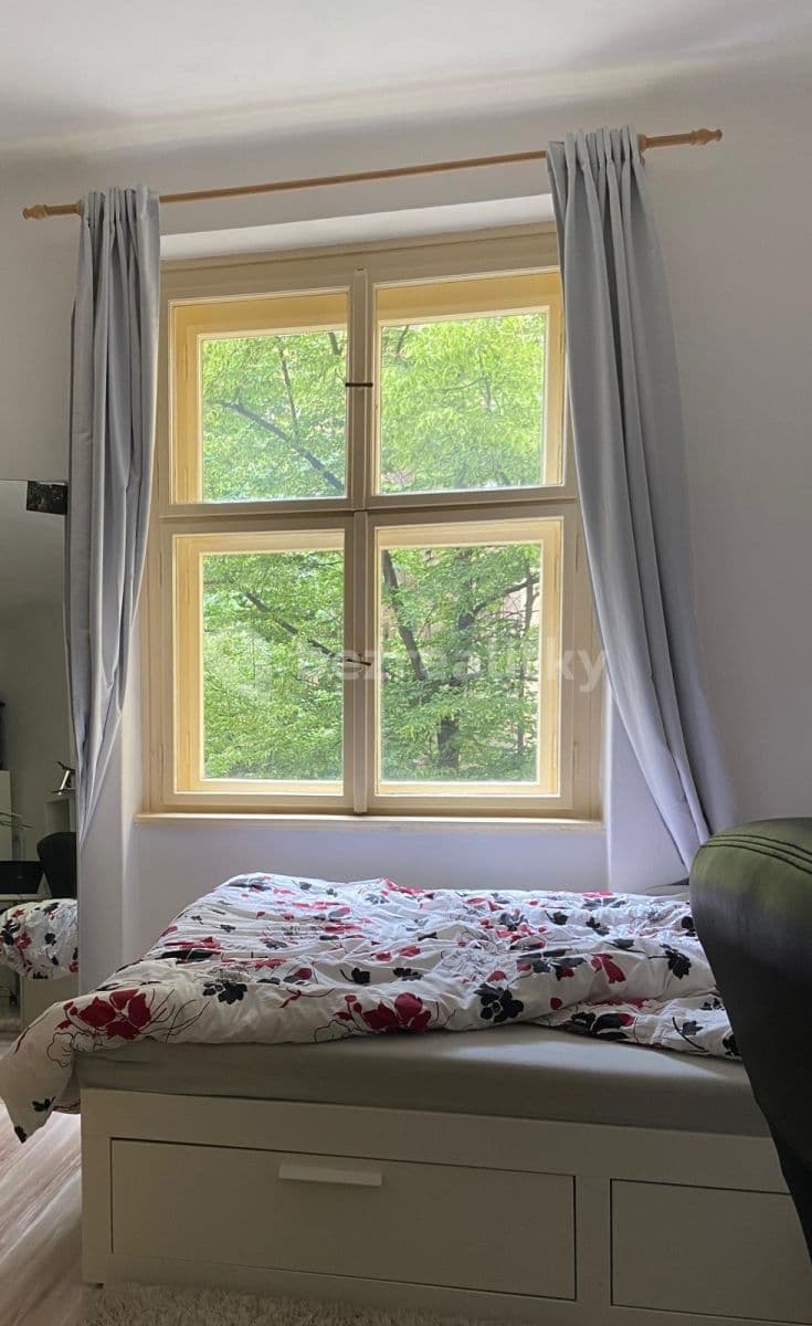 Prenájom bytu 2-izbový 52 m², Seifertova, Praha, Praha Prenájom bytu 2-izbový 52 m², Seifertova, Praha, Praha