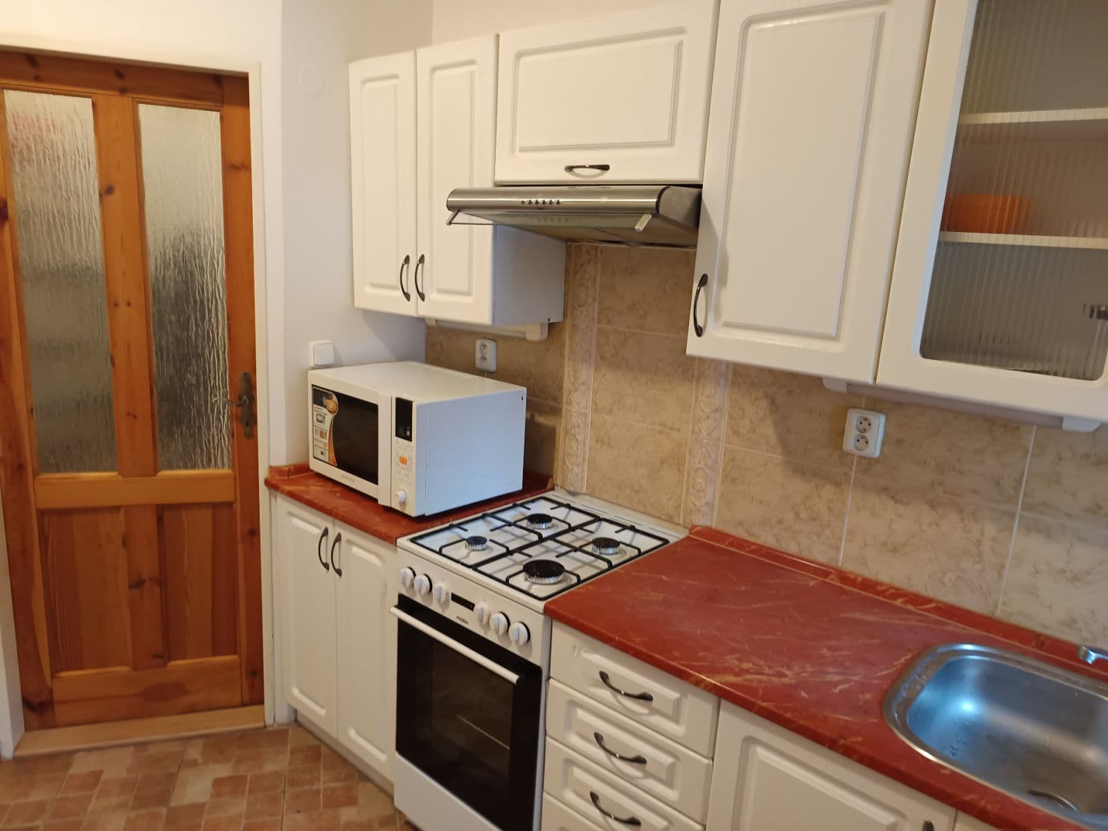 Prenájom bytu 2-izbový 51 m², Kolbenova, Praha, Praha Prenájom bytu 2-izbový 51 m², Kolbenova, Praha, Praha