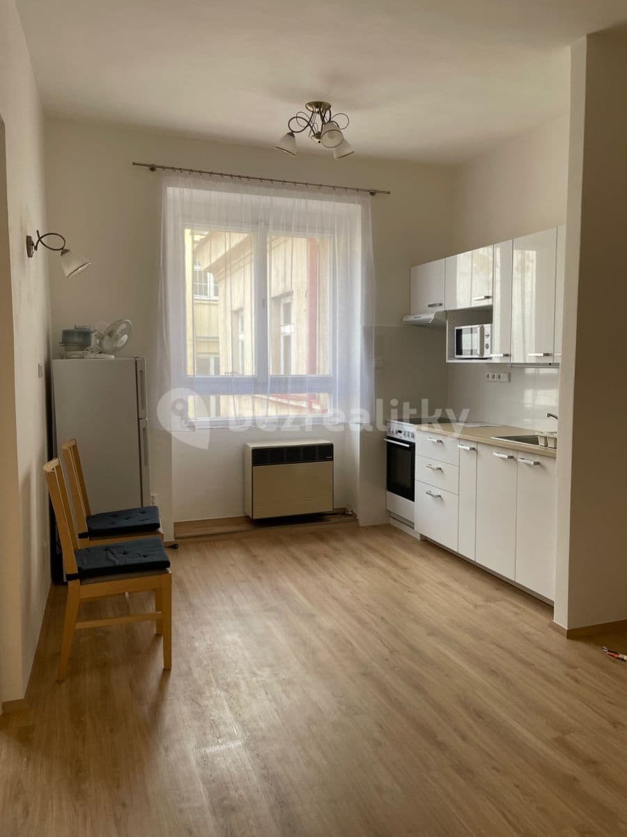 Prenájom bytu 2-izbový 42 m², Štěpánská, Praha, Praha Prenájom bytu 2-izbový 42 m², Štěpánská, Praha, Praha