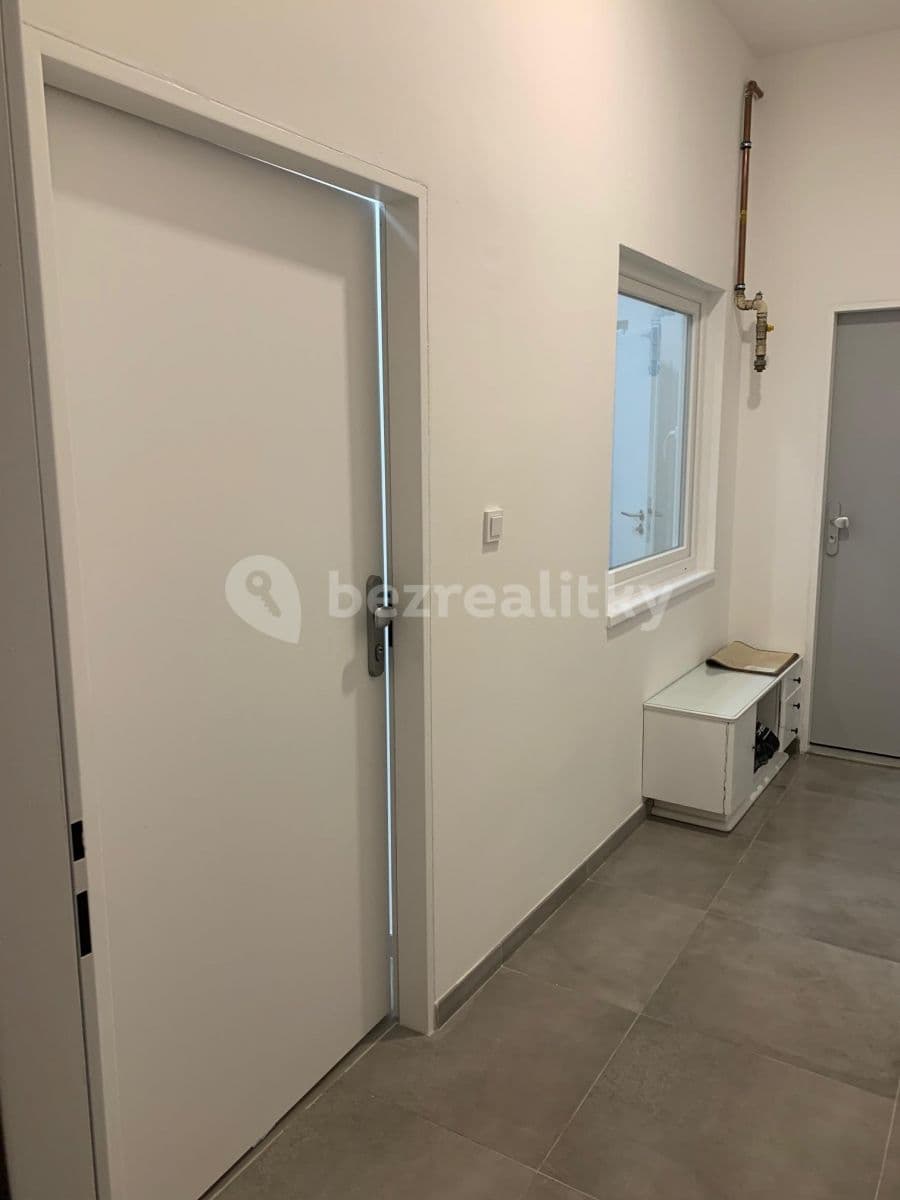 Prenájom bytu 2-izbový 70 m², Krejčího, Praha, Praha Prenájom bytu 2-izbový 70 m², Krejčího, Praha, Praha