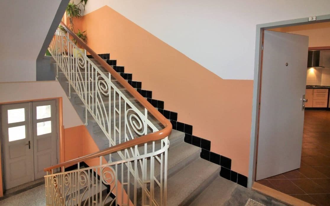 Prenájom bytu 2-izbový 68 m², U Okrouhlíku, Praha, Praha Prenájom bytu 2-izbový 68 m², U Okrouhlíku, Praha, Praha