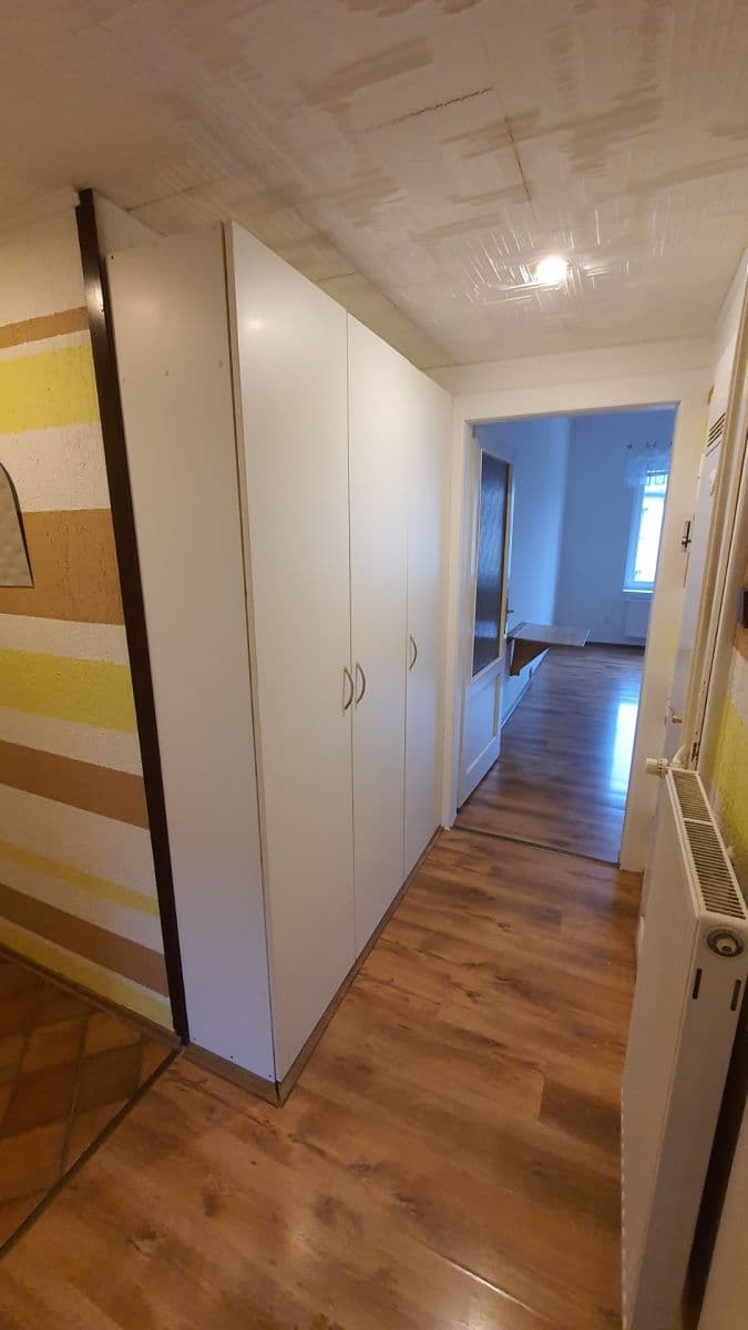 Prenájom bytu 2-izbový 44 m², Michaila Jurjeviče Lermontova, Praha, Praha Prenájom bytu 2-izbový 44 m², Michaila Jurjeviče Lermontova, Praha, Praha