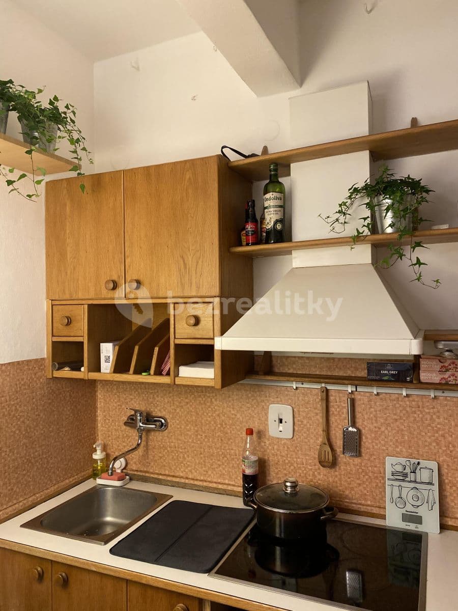 Prenájom bytu 1-izbový 40 m², Kovácká, Brno, Jihomoravský kraj Prenájom bytu 1-izbový 40 m², Kovácká, Brno, Jihomoravský kraj