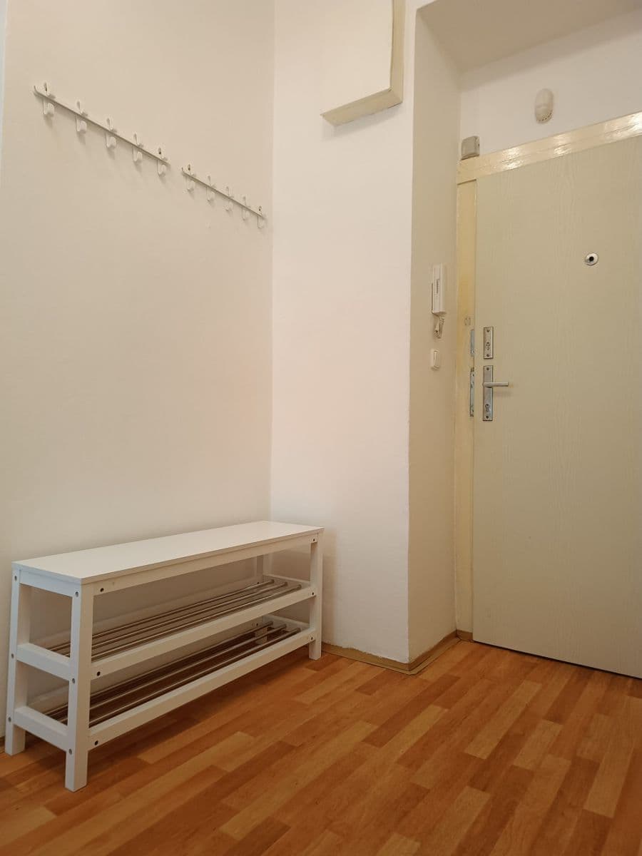 Prenájom bytu 2-izbový 50 m², Biskupcova, Praha, Praha Prenájom bytu 2-izbový 50 m², Biskupcova, Praha, Praha