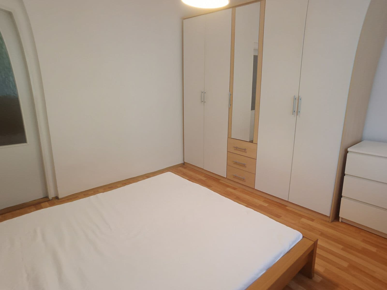 Prenájom bytu 2-izbový 50 m², Biskupcova, Praha, Praha Prenájom bytu 2-izbový 50 m², Biskupcova, Praha, Praha