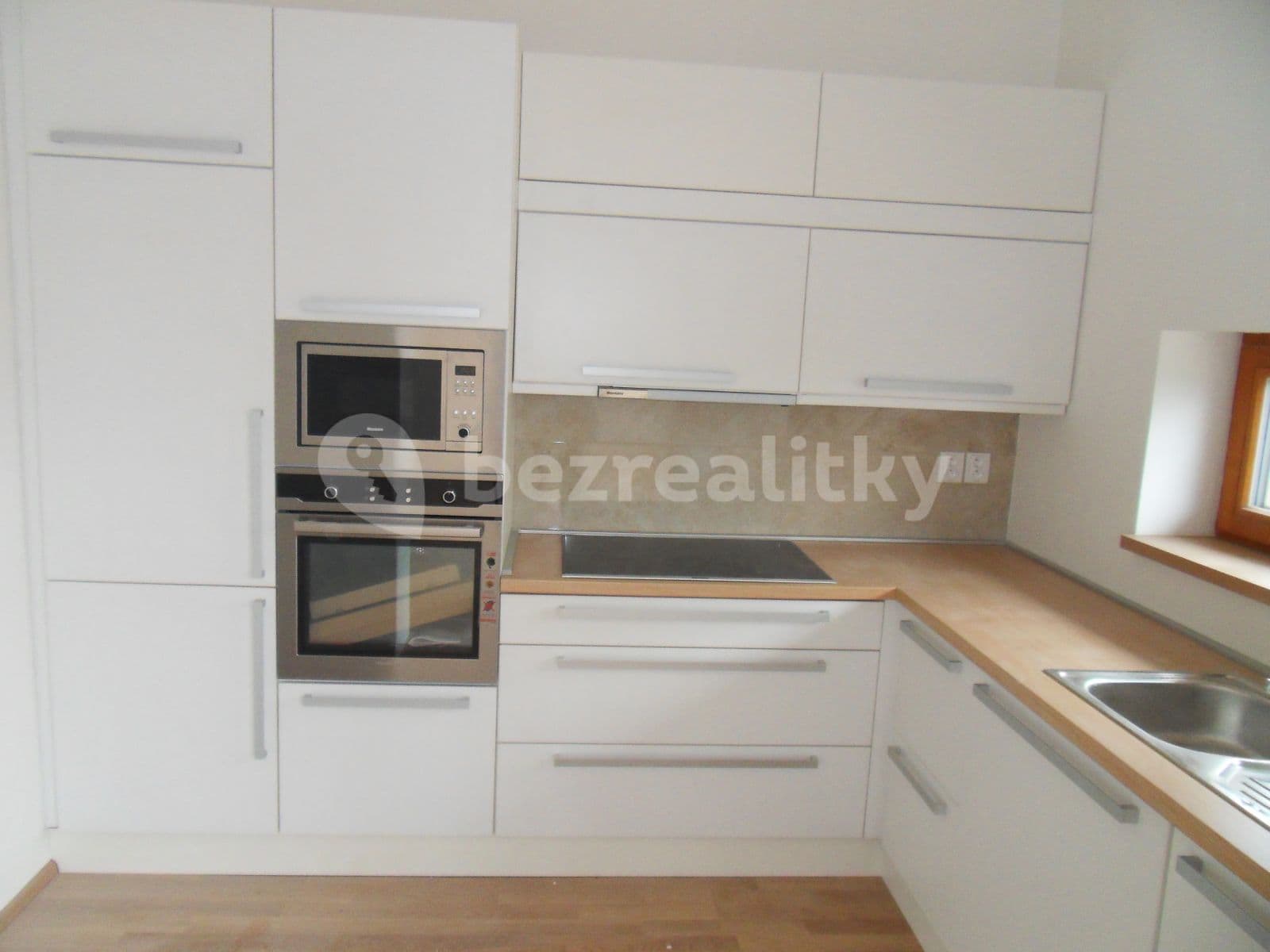 Prenájom bytu 3-izbový 100 m², Černopolní, Brno, Jihomoravský kraj Prenájom bytu 3-izbový 100 m², Černopolní, Brno, Jihomoravský kraj