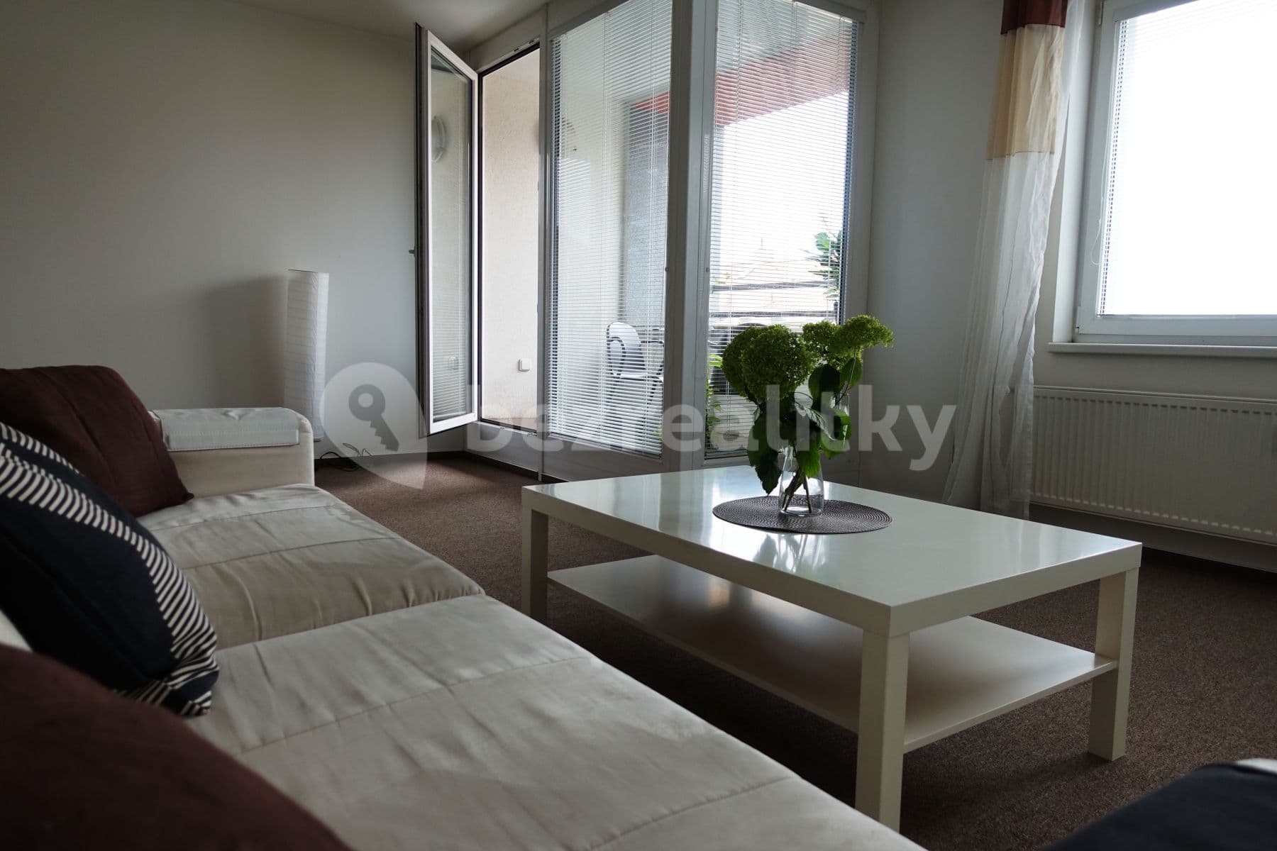 Prenájom bytu 2-izbový 74 m², Nad Šestikopy, Praha, Praha Prenájom bytu 2-izbový 74 m², Nad Šestikopy, Praha, Praha