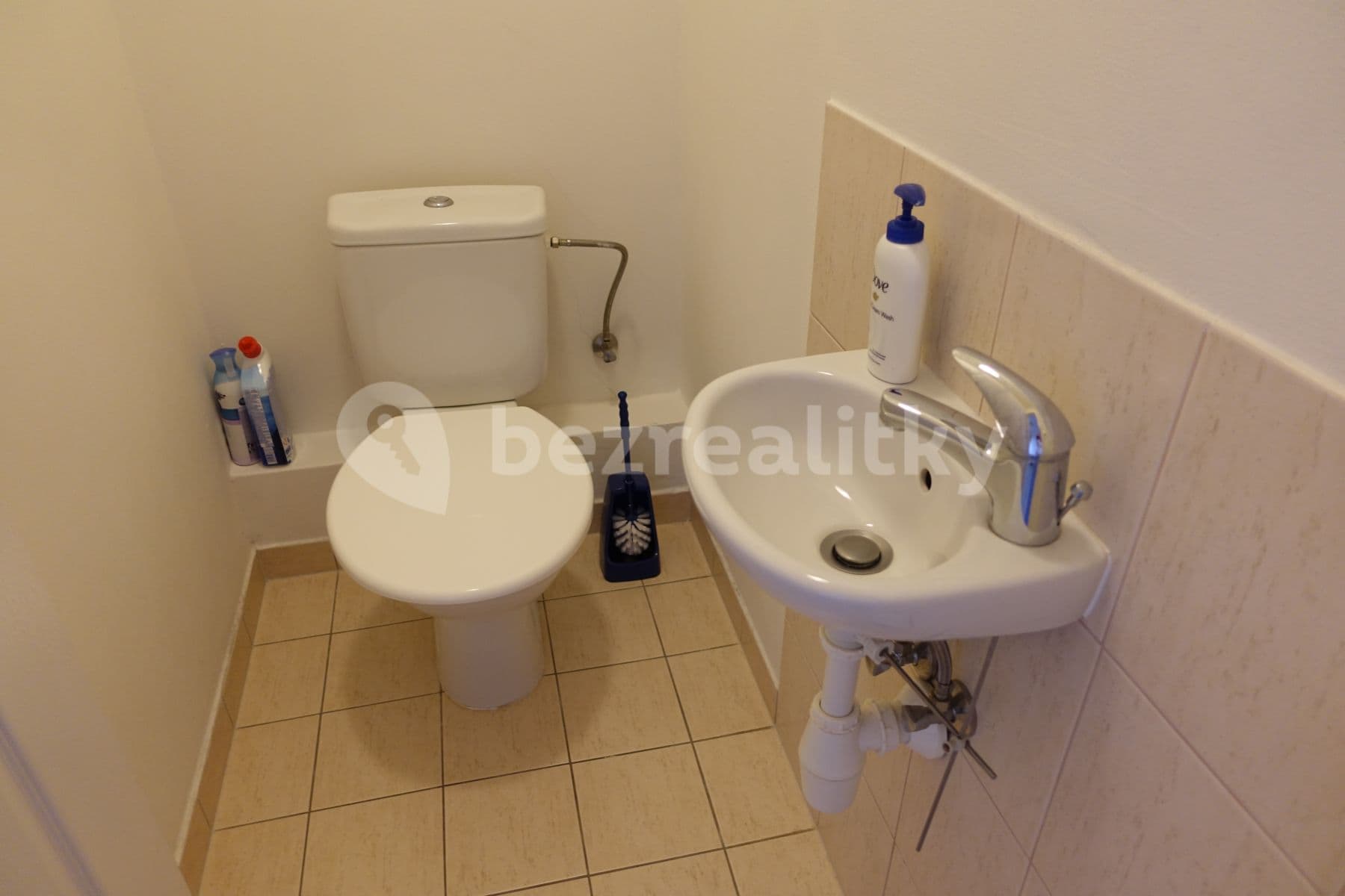 Prenájom bytu 2-izbový 74 m², Nad Šestikopy, Praha, Praha Prenájom bytu 2-izbový 74 m², Nad Šestikopy, Praha, Praha
