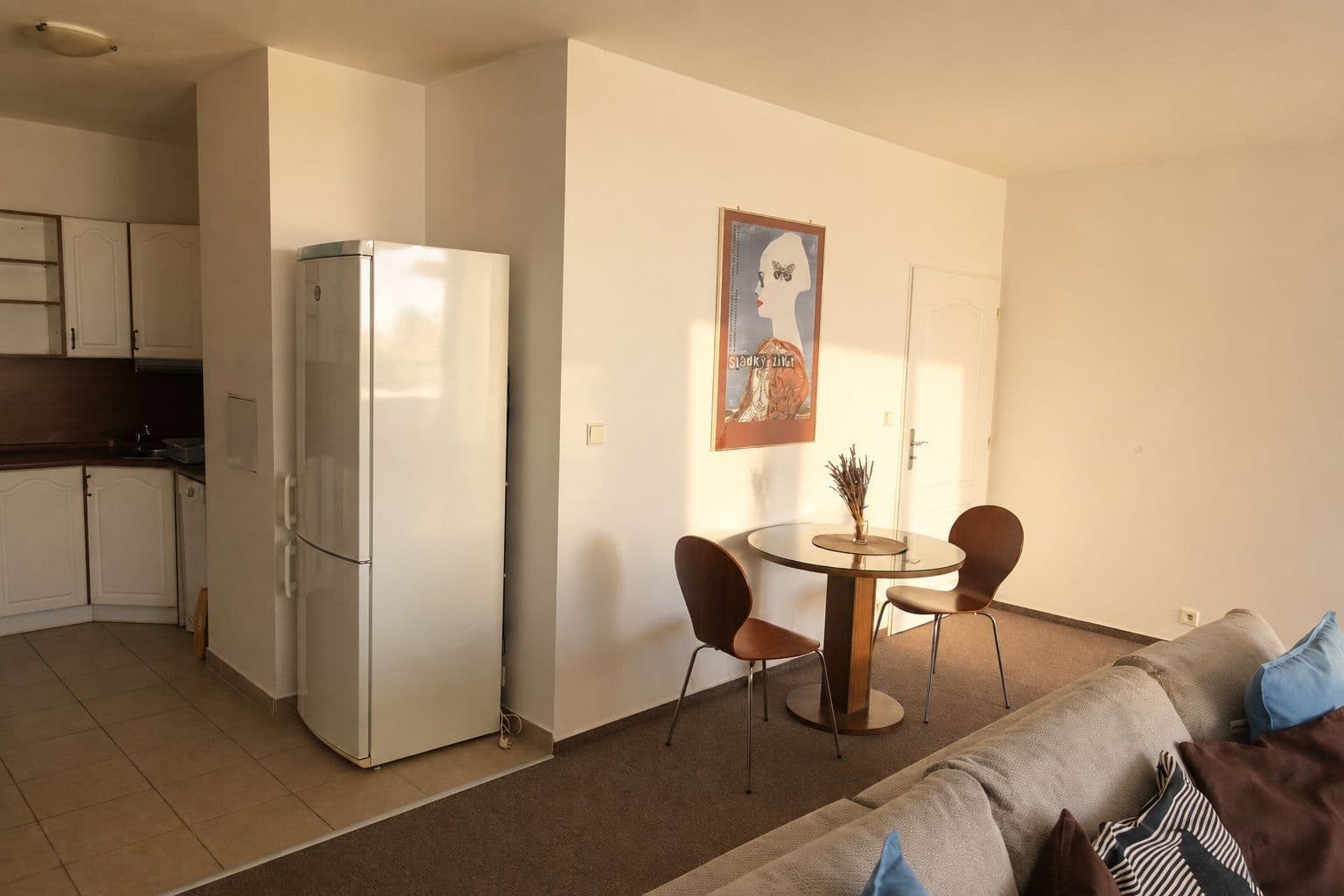 Prenájom bytu 2-izbový 74 m², Nad Šestikopy, Praha, Praha Prenájom bytu 2-izbový 74 m², Nad Šestikopy, Praha, Praha