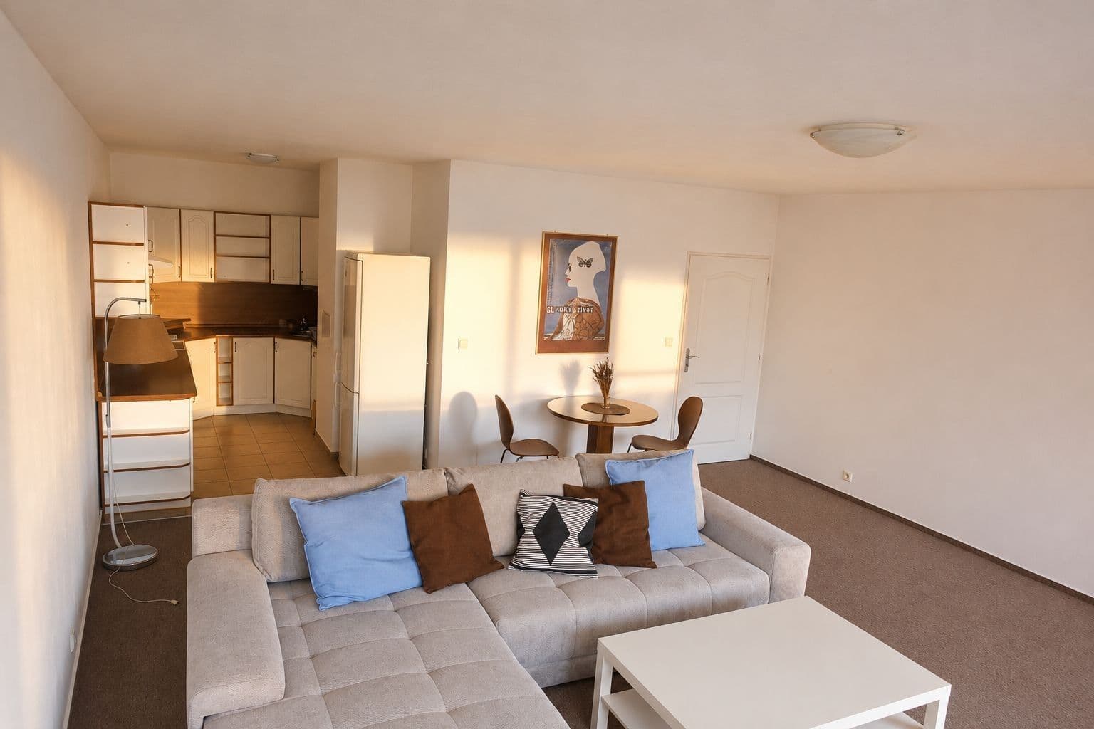 Prenájom bytu 2-izbový 74 m², Nad Šestikopy, Praha, Praha Prenájom bytu 2-izbový 74 m², Nad Šestikopy, Praha, Praha