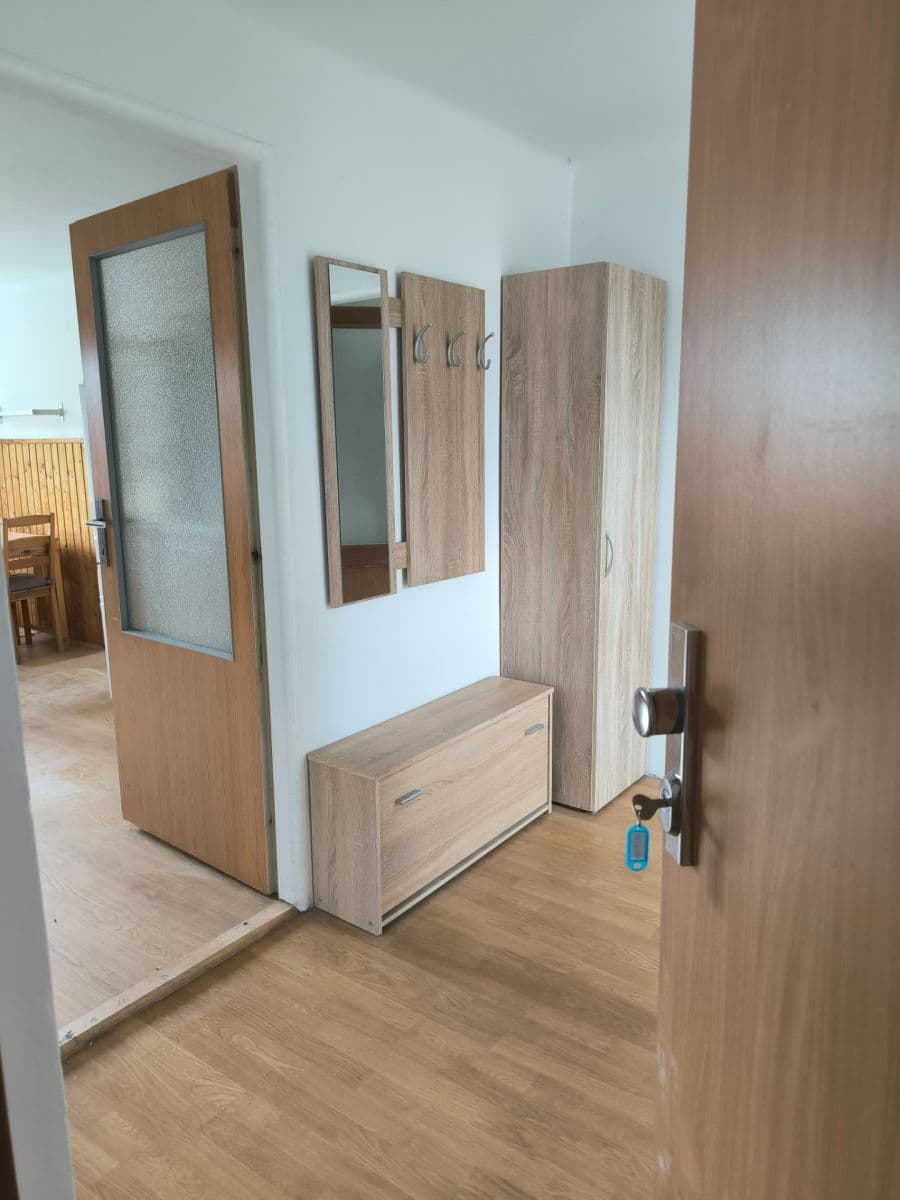 Prenájom bytu 3-izbový 80 m², Pod sady, Praha, Praha Prenájom bytu 3-izbový 80 m², Pod sady, Praha, Praha
