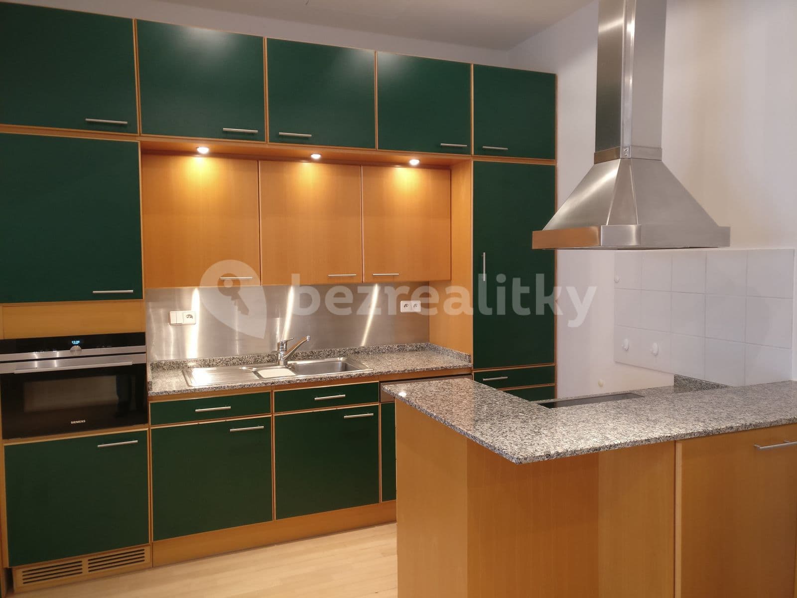Prenájom bytu 2-izbový 65 m², Letenské náměstí, Praha, Praha Prenájom bytu 2-izbový 65 m², Letenské náměstí, Praha, Praha