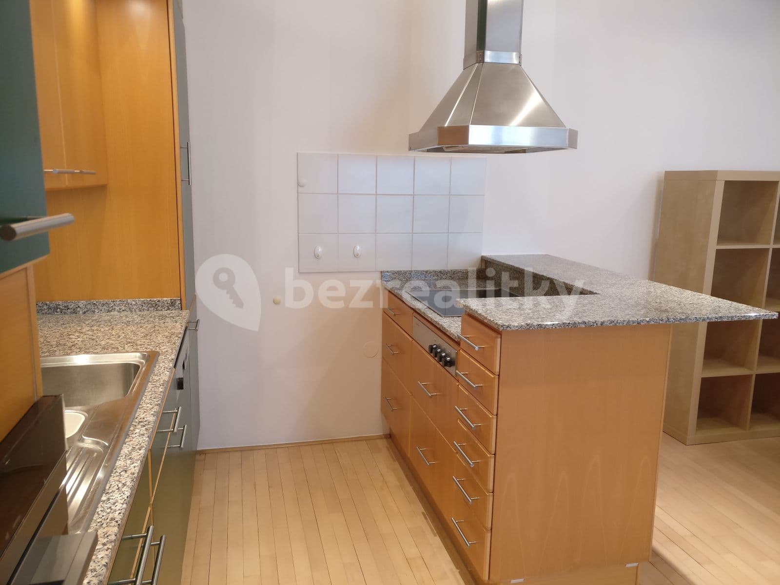 Prenájom bytu 2-izbový 65 m², Letenské náměstí, Praha, Praha Prenájom bytu 2-izbový 65 m², Letenské náměstí, Praha, Praha