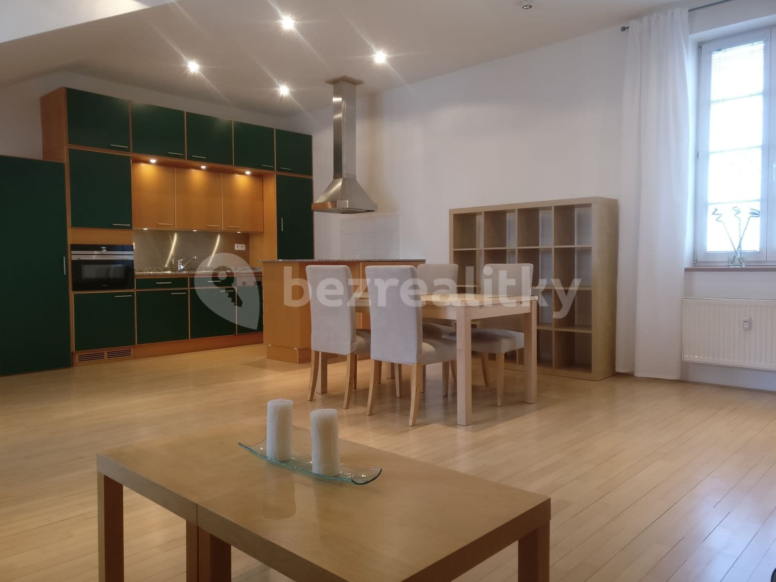Prenájom bytu 2-izbový 65 m², Letenské náměstí, Praha, Praha Prenájom bytu 2-izbový 65 m², Letenské náměstí, Praha, Praha