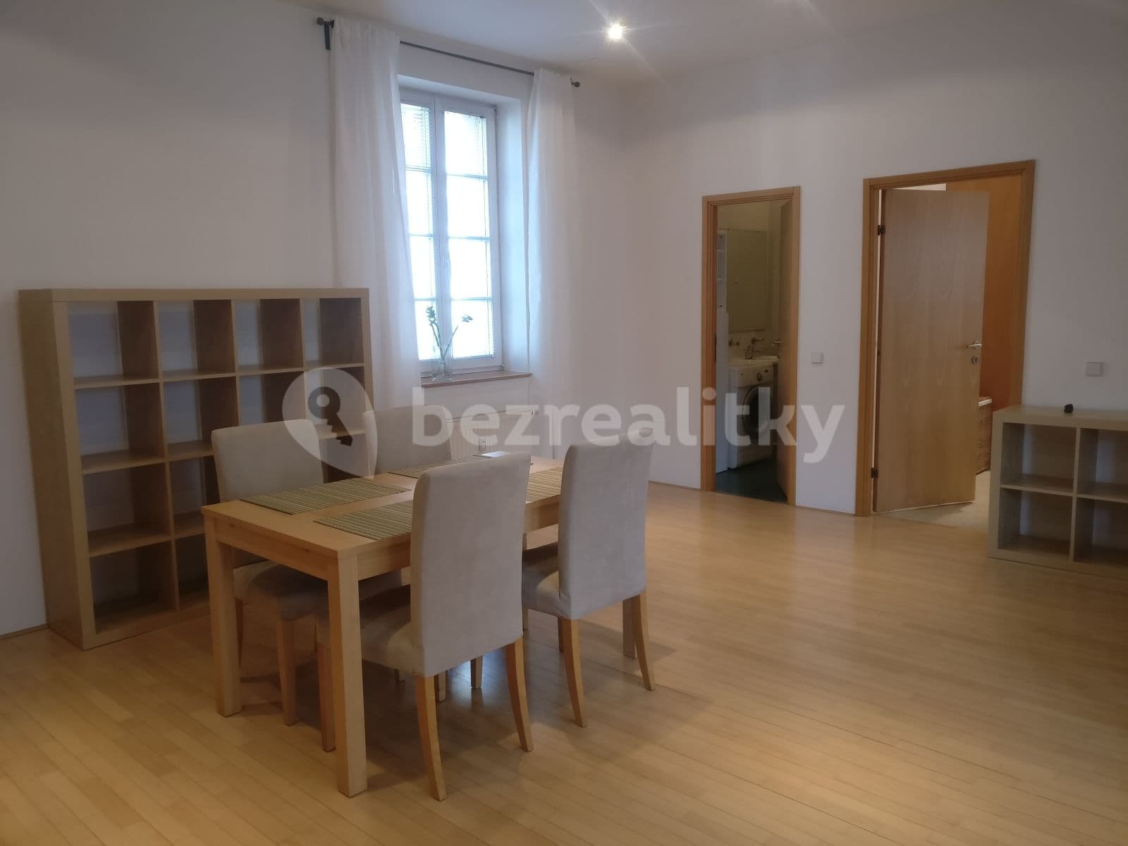 Prenájom bytu 2-izbový 65 m², Letenské náměstí, Praha, Praha Prenájom bytu 2-izbový 65 m², Letenské náměstí, Praha, Praha