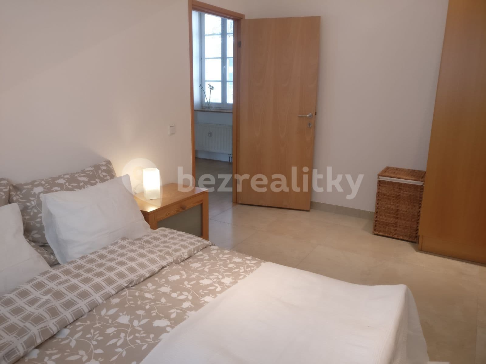 Prenájom bytu 2-izbový 65 m², Letenské náměstí, Praha, Praha Prenájom bytu 2-izbový 65 m², Letenské náměstí, Praha, Praha