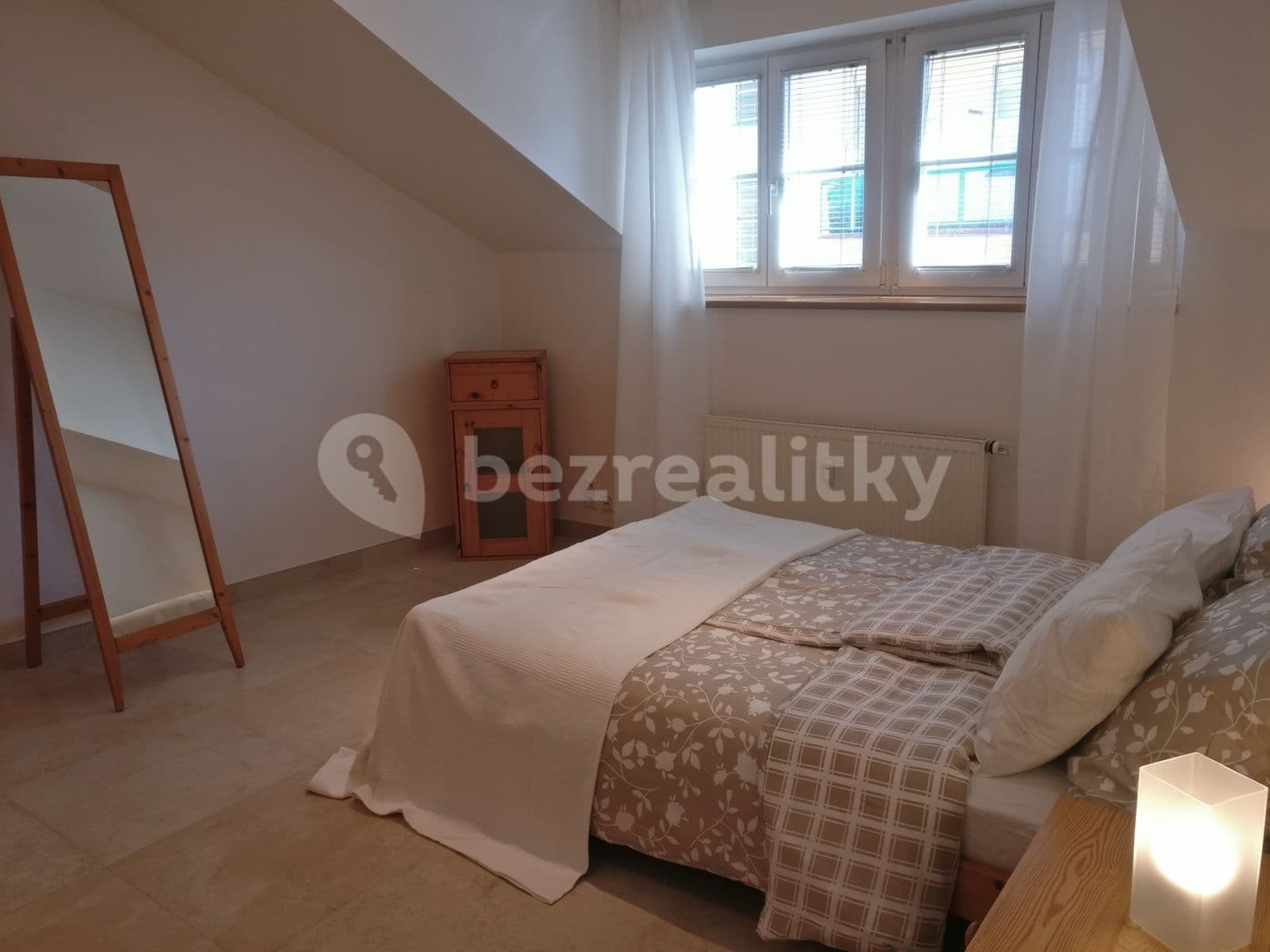 Prenájom bytu 2-izbový 65 m², Letenské náměstí, Praha, Praha Prenájom bytu 2-izbový 65 m², Letenské náměstí, Praha, Praha