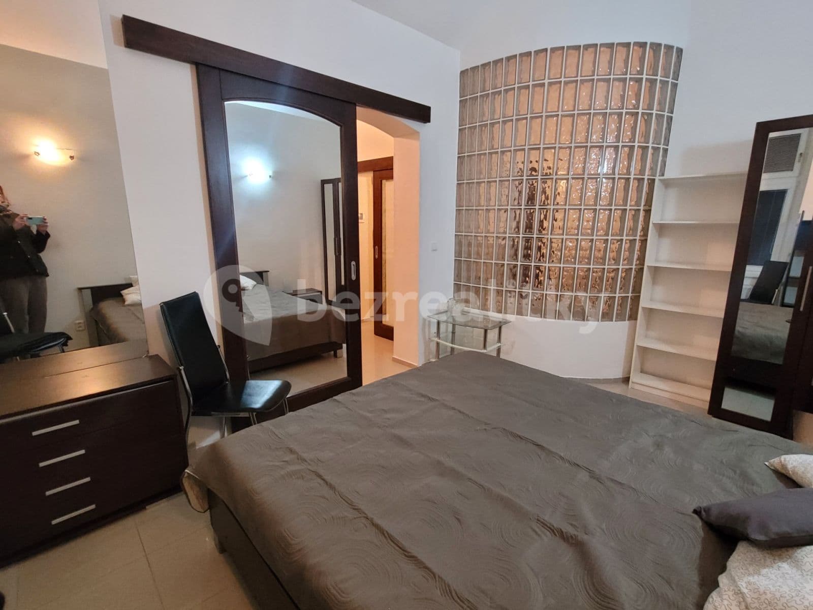 Prenájom bytu 2-izbový 60 m², Lublaňská, Praha, Praha Prenájom bytu 2-izbový 60 m², Lublaňská, Praha, Praha