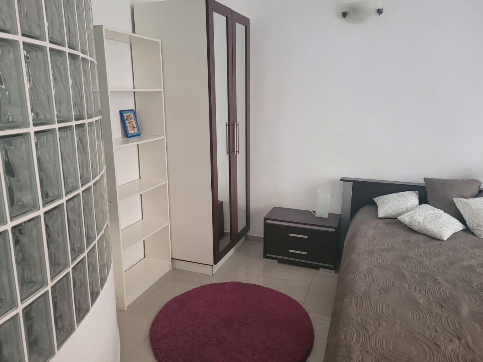 Prenájom bytu 2-izbový 60 m², Lublaňská, Praha, Praha Prenájom bytu 2-izbový 60 m², Lublaňská, Praha, Praha