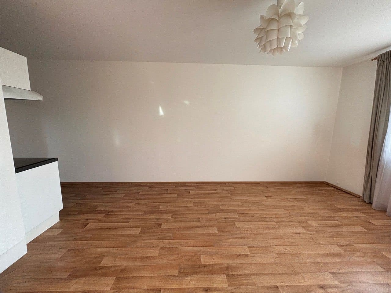 Prenájom bytu 1-izbový 50 m², U Domu služeb, Praha, Praha Prenájom bytu 1-izbový 50 m², U Domu služeb, Praha, Praha