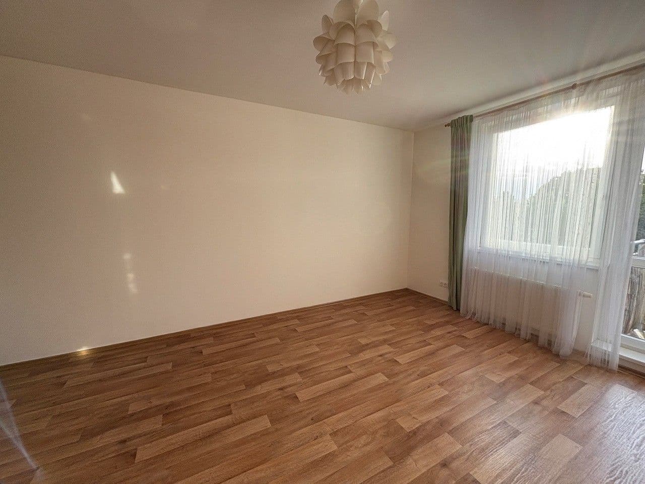 Prenájom bytu 1-izbový 50 m², U Domu služeb, Praha, Praha Prenájom bytu 1-izbový 50 m², U Domu služeb, Praha, Praha