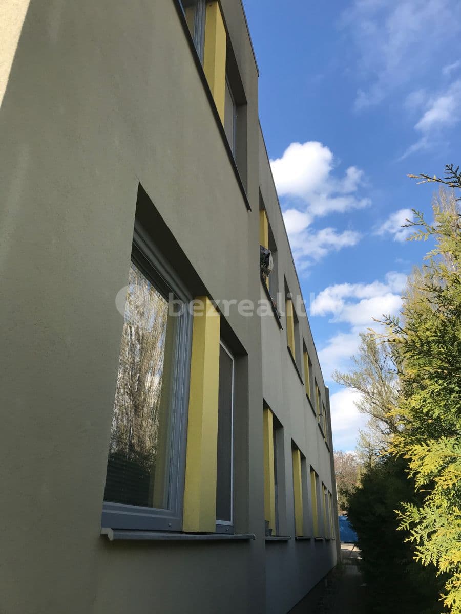 Prenájom bytu 1-izbový 37 m², Rušná, Brno, Jihomoravský kraj Prenájom bytu 1-izbový 37 m², Rušná, Brno, Jihomoravský kraj