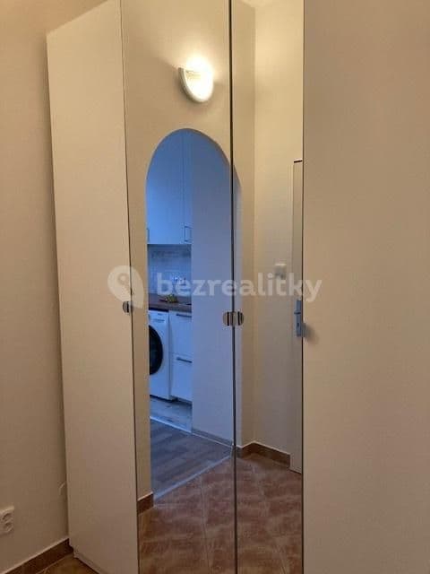 Prenájom bytu Garsoniéra 18 m², Bulovka, Praha, Praha Prenájom bytu Garsoniéra 18 m², Bulovka, Praha, Praha