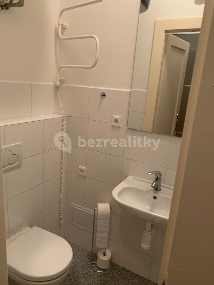 Prenájom bytu Garsoniéra 26 m², Starostrašnická, Praha, Praha Prenájom bytu Garsoniéra 26 m², Starostrašnická, Praha, Praha