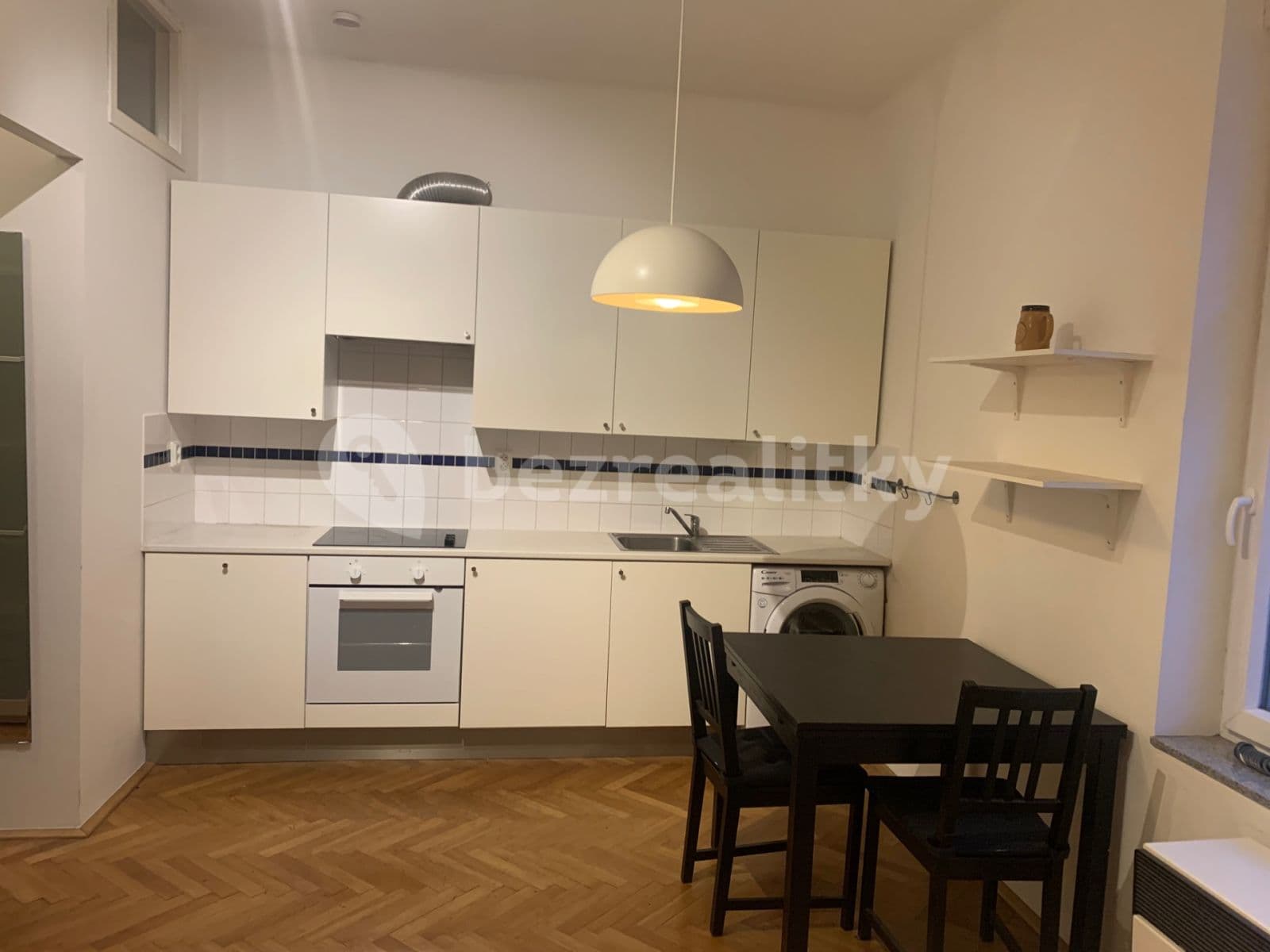 Prenájom bytu Garsoniéra 26 m², Starostrašnická, Praha, Praha Prenájom bytu Garsoniéra 26 m², Starostrašnická, Praha, Praha