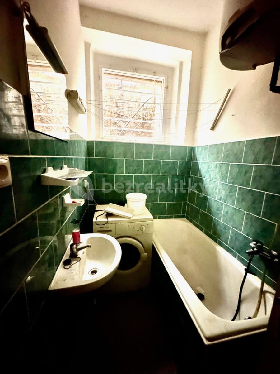 Prenájom bytu 1-izbový 25 m², Pod Zvonařkou, Praha, Praha Prenájom bytu 1-izbový 25 m², Pod Zvonařkou, Praha, Praha