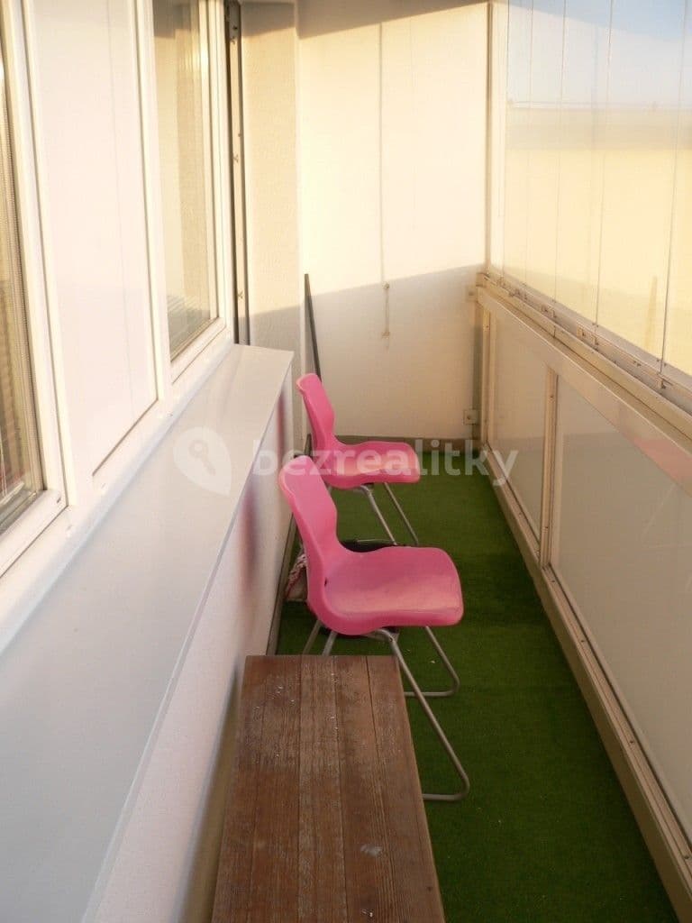 Prenájom bytu 3-izbový 75 m², Čimická, Praha, Praha Prenájom bytu 3-izbový 75 m², Čimická, Praha, Praha