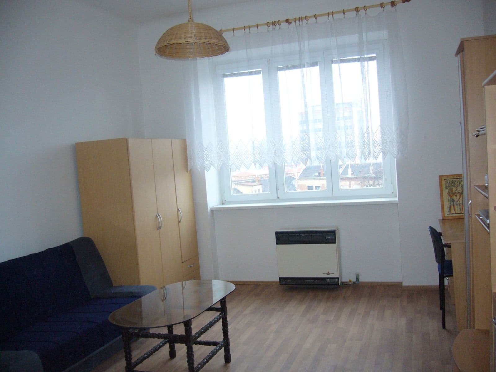 Prenájom bytu 1-izbový 35 m², Komárovská, Brno, Jihomoravský kraj Prenájom bytu 1-izbový 35 m², Komárovská, Brno, Jihomoravský kraj