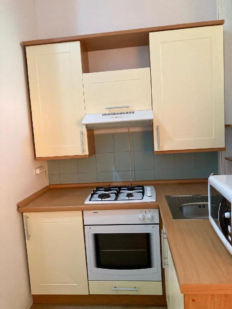 Prenájom bytu 1-izbový 35 m², Komárovská, Brno, Jihomoravský kraj Prenájom bytu 1-izbový 35 m², Komárovská, Brno, Jihomoravský kraj