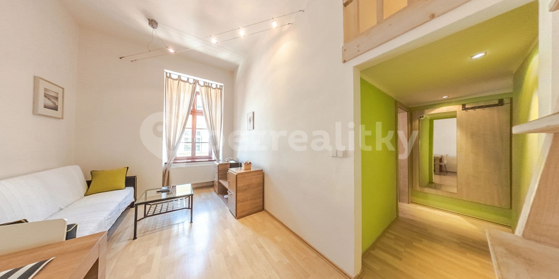 Prenájom bytu 2-izbový 40 m², Špitálská, Hradec Králové, Královéhradecký kraj Prenájom bytu 2-izbový 40 m², Špitálská, Hradec Králové, Královéhradecký kraj