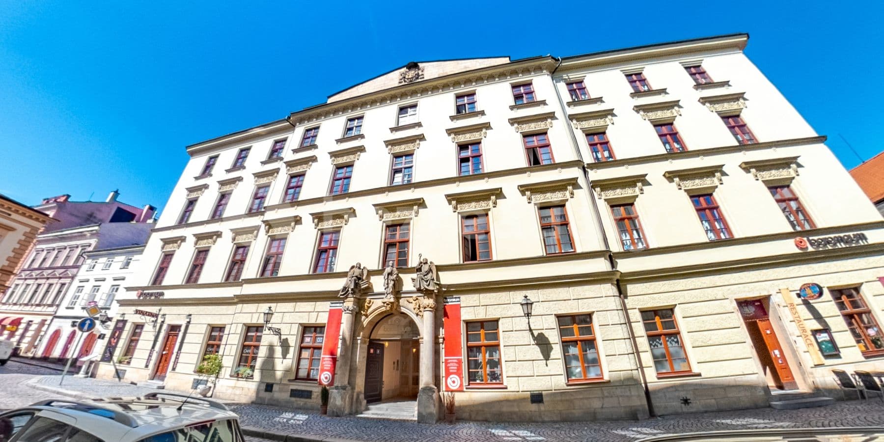 Prenájom bytu 2-izbový 40 m², Špitálská, Hradec Králové, Královéhradecký kraj Prenájom bytu 2-izbový 40 m², Špitálská, Hradec Králové, Královéhradecký kraj