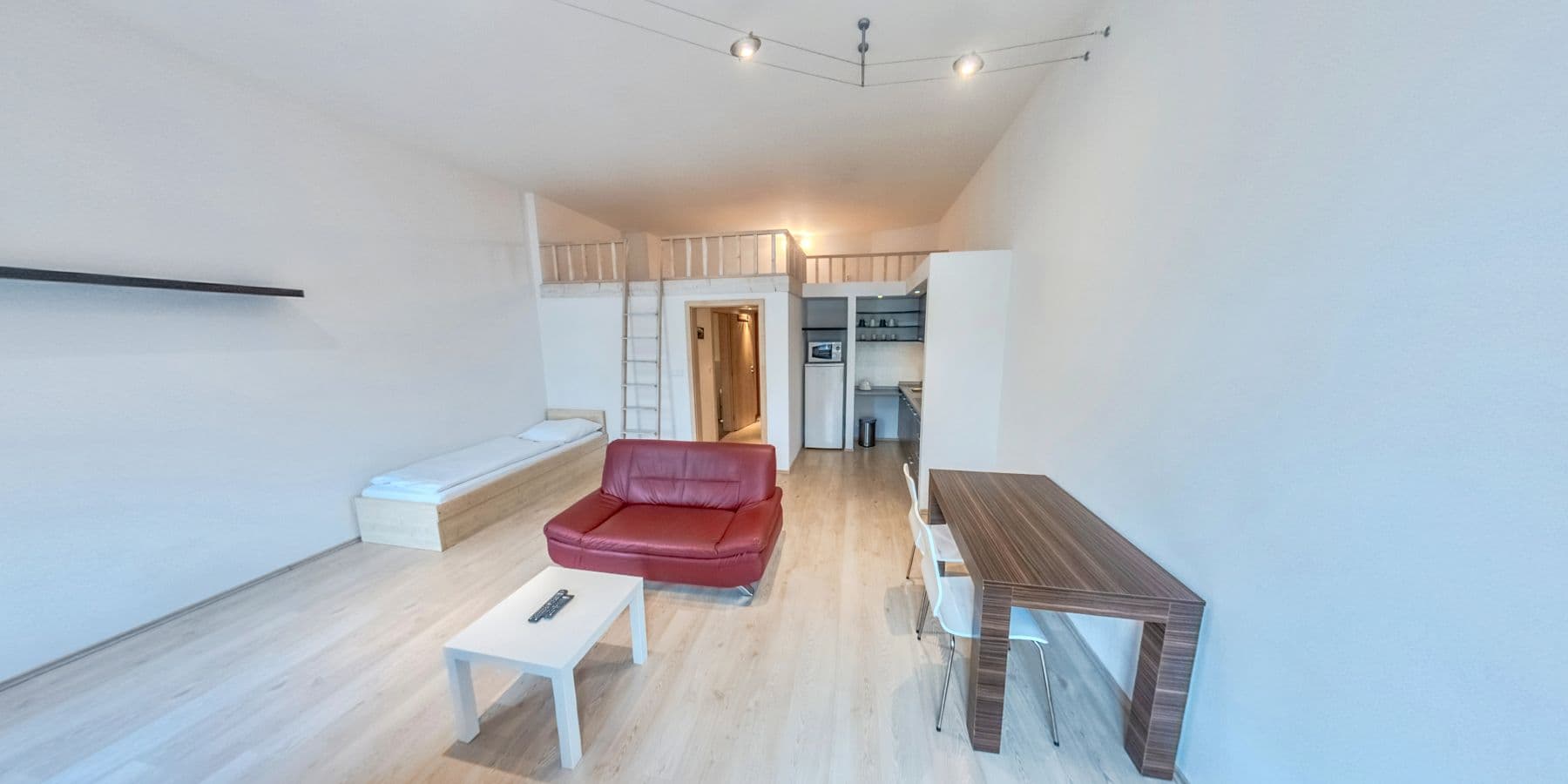 Prenájom bytu 1-izbový 50 m², Špitálská, Hradec Králové, Královéhradecký kraj Prenájom bytu 1-izbový 50 m², Špitálská, Hradec Králové, Královéhradecký kraj